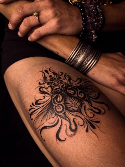 Une lucarne cerf volant pour Luna 🪷🫶🏼

Un grand merci à toi pour ce projet et ce moment !! Sincèrement je veux faire plus d’insectes comme celui-ci ✨

•

#tribalornemental #tribaltattoo #ornementaltattoo #toulousetattoo #insecttattoo